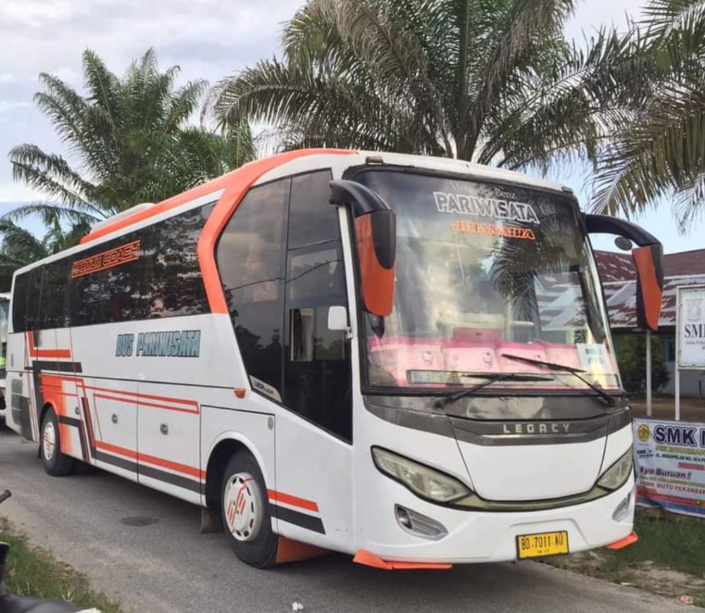 Bus Pekanbaru Semarang