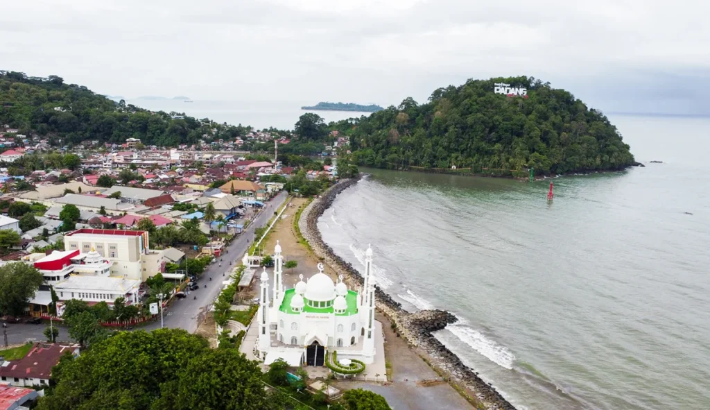 paket tour pekanbaru padang